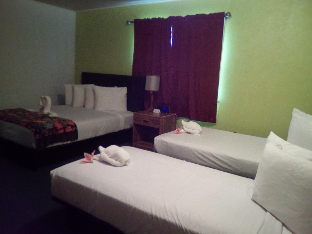 Arrowhead Motel 圣丹斯 外观 照片